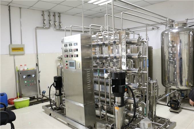 1500L/H�U�化水设�? /></div>
                <div   id=